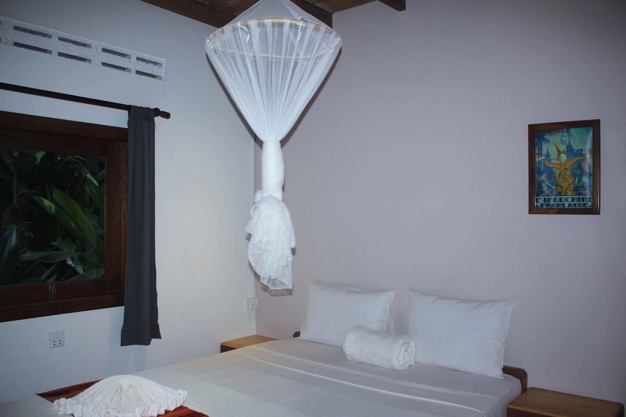 Hotel Botanica Kep Exterior foto