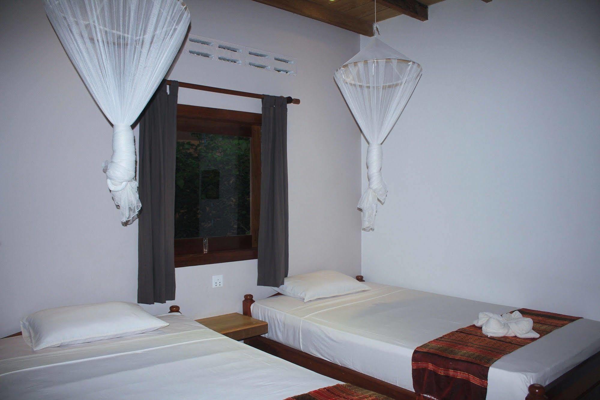 Hotel Botanica Kep Exterior foto