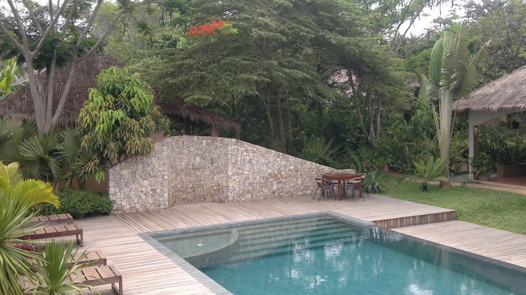 Hotel Botanica Kep Exterior foto